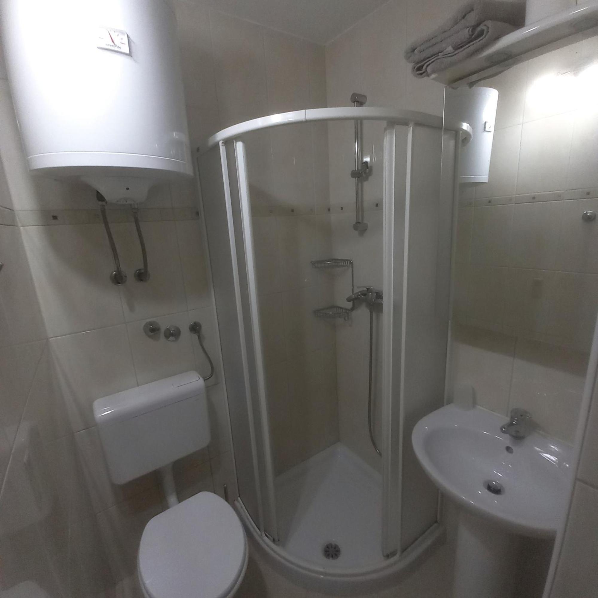 & Elizabet Apartament